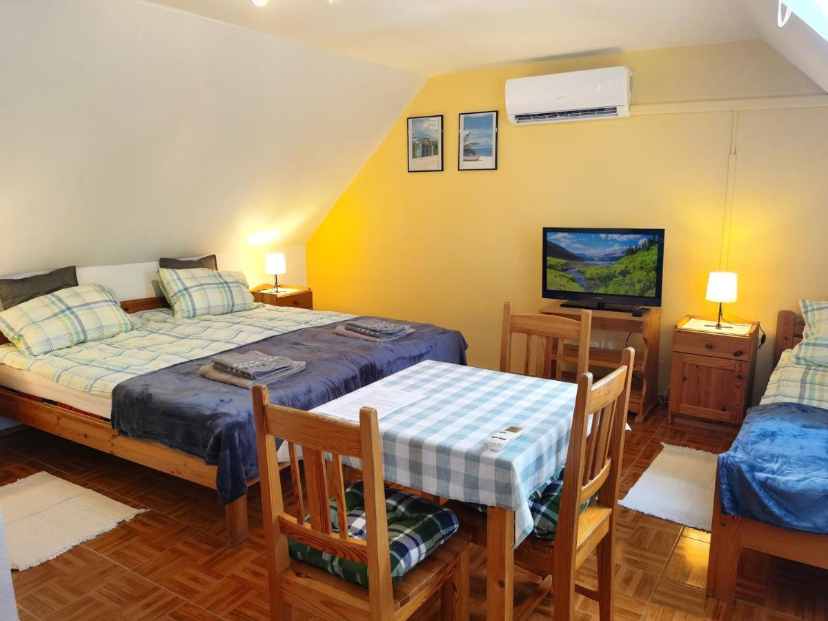 Family Vendeghaz Hotel Hajdúszoboszló Eksteriør billede